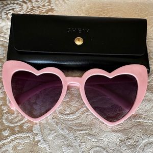 Pink Heart Frame Sunglasses